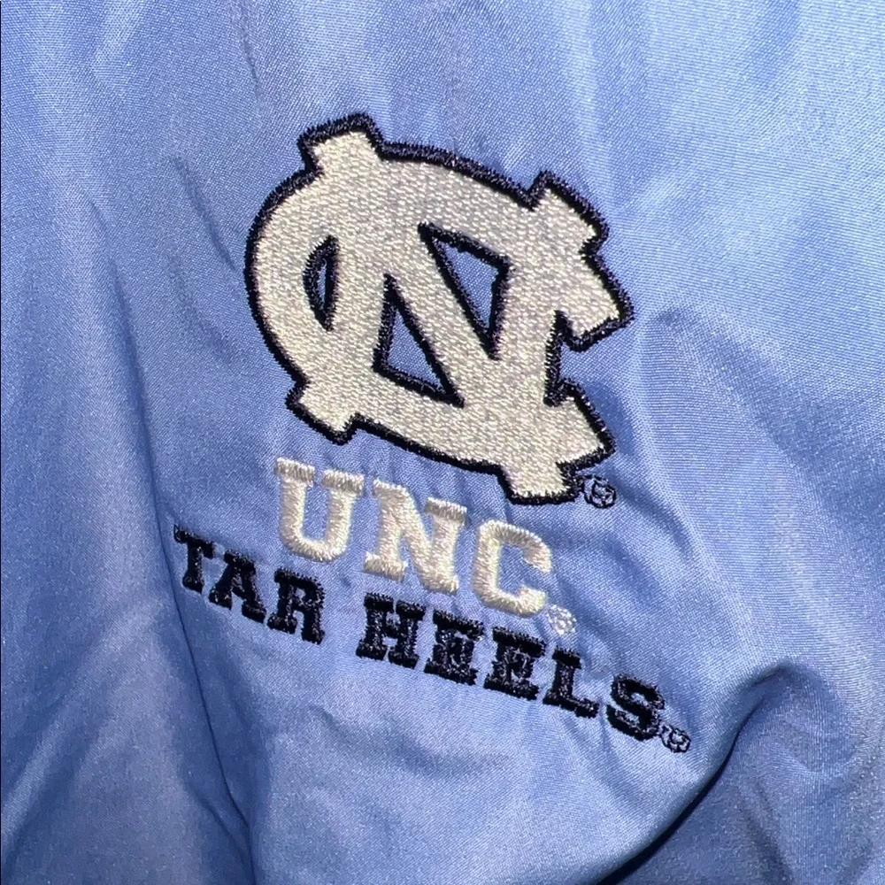 Like New Champions Men’s XL Champions North Carolina light Blue Windbreaker - Picture 2 of 5